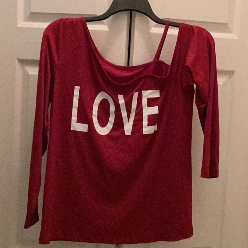 💃NWOT Fun to Wear Size XLG Long Sleeve Top Closet Must Have 💃